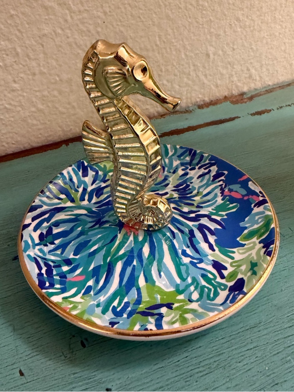 Lily Pulitzer Ring Holder with Gold Seahorse